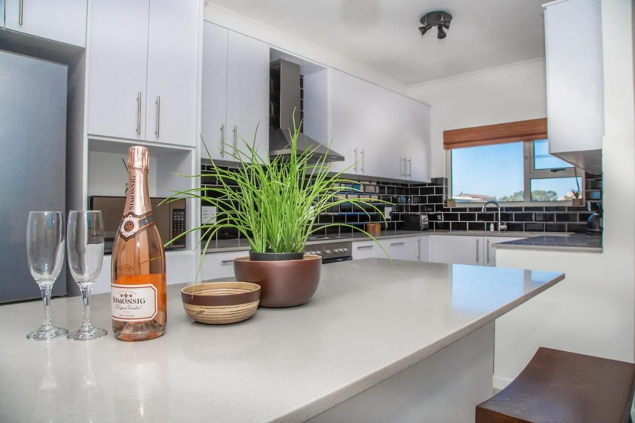 Coral Habi- Luxury Beachfront Apartments 2 & 3 Bed In Blouberg Kapstadt
