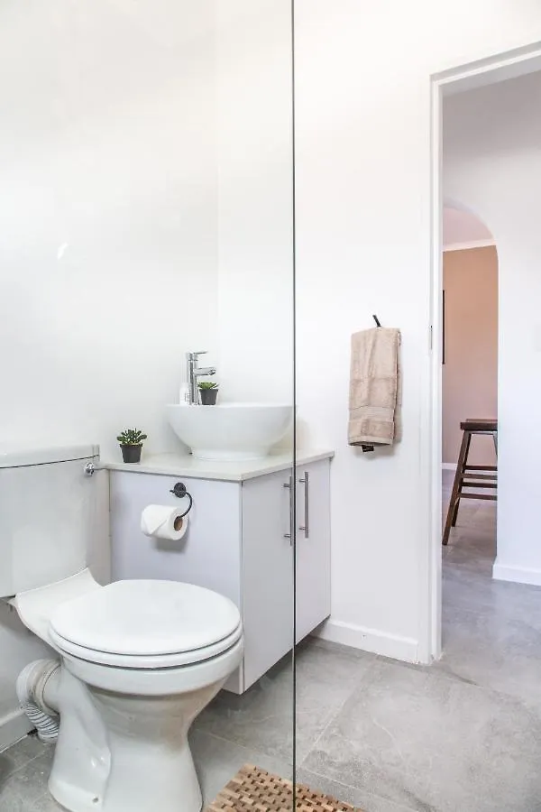 Coral Habi- Luxury Beachfront Apartments 2 & 3 Bed In Blouberg Kapstadt Südafrika