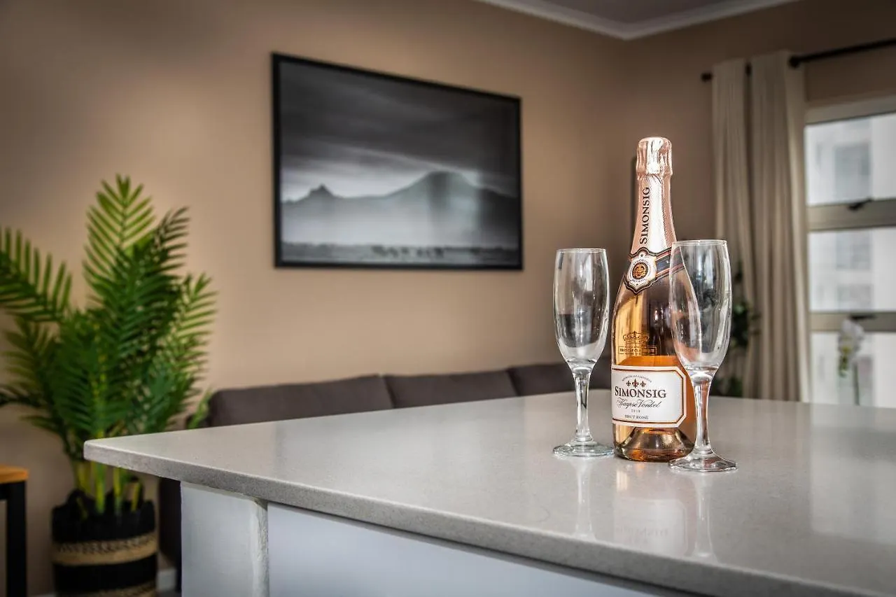 Coral Habi- Luxury Beachfront Apartments 2 & 3 Bed In Blouberg Kapstadt
