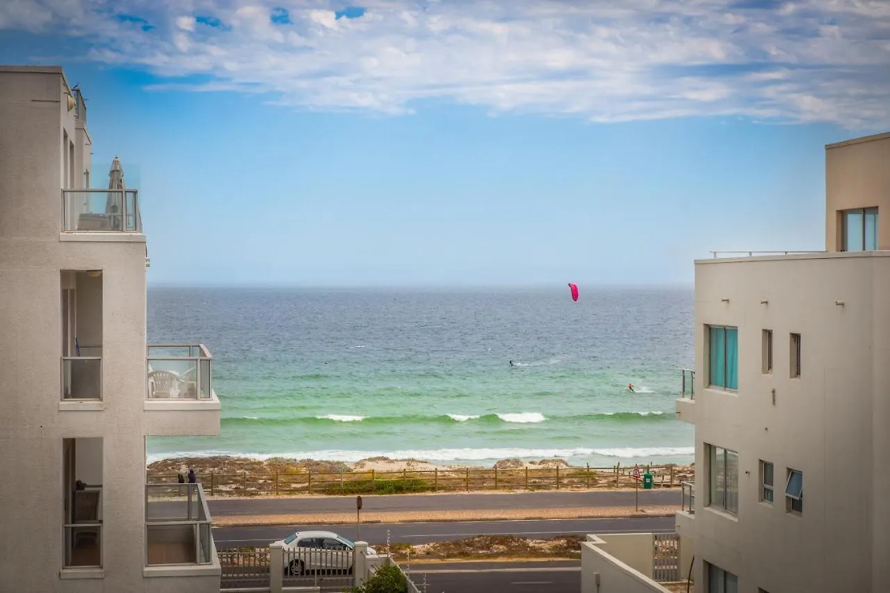 Coral Habi- Luxury Beachfront Apartments 2 & 3 Bed In Blouberg Kapstadt