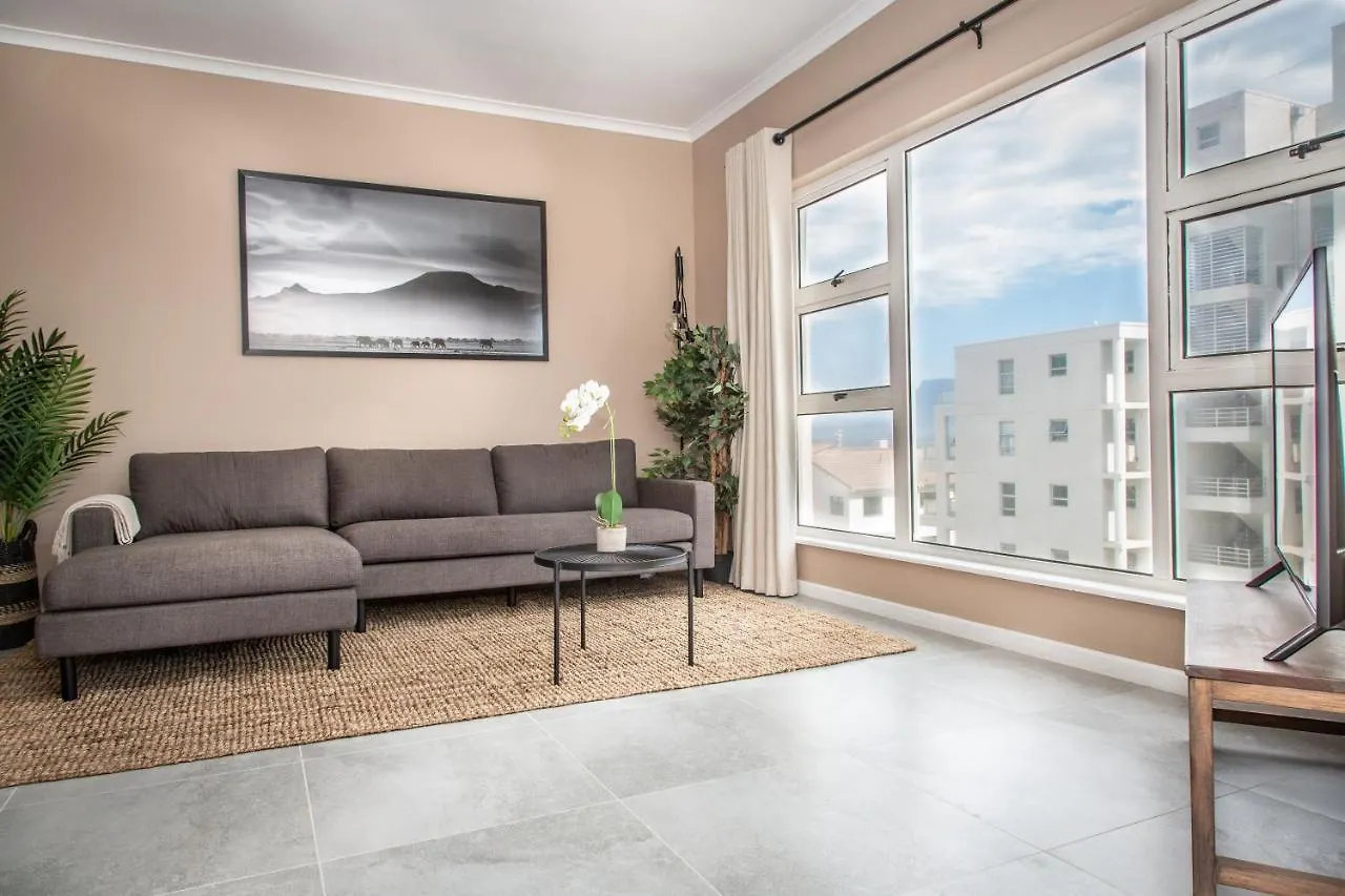 Coral Habi- Luxury Beachfront Apartments 2 & 3 Bed In Blouberg Kapstadt 0*,  Südafrika